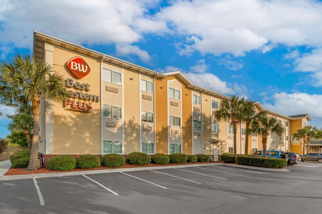 Best Western Plus Wilmington/Carolina Beach Hotel Exterior photo