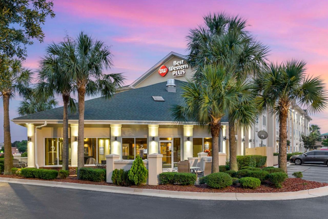 Best Western Plus Wilmington/Carolina Beach Hotel Exterior photo